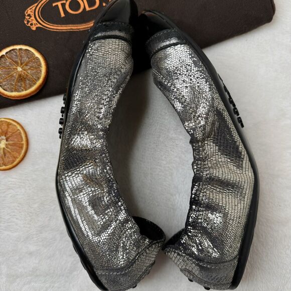 Tods Ballet Flats Black Mixed Media Cap Toe Buckle Scrunch 8.5 Classic Leather - Picture 7 of 10